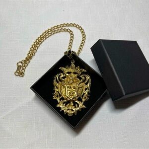 Vintage Crest Shield Renaissance Gold-Tone Necklace. Unique!  Large. Old!